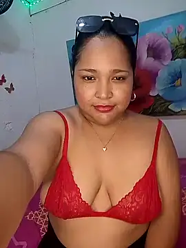 Angelly ricura online show from March 2026 09:43:01 PM