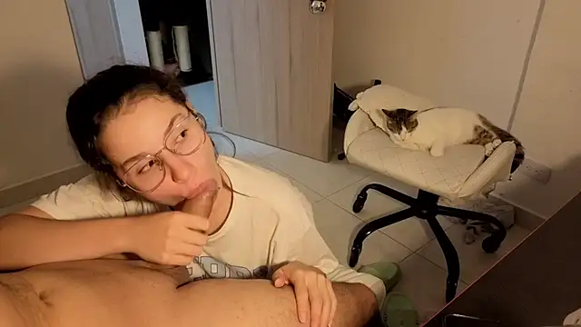 0ne 0f 0ne online show from December 2025 03:01:01 AM