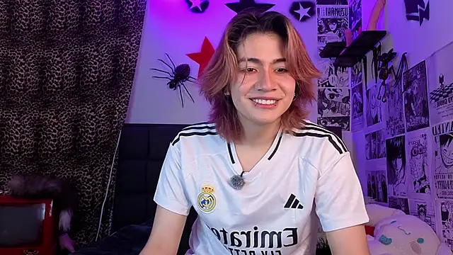 Snapshot of Vamps_Lovers chatting on November 2025 04:21:02 PM Vamps Lovers online show from November 2025 04:21:02 PM