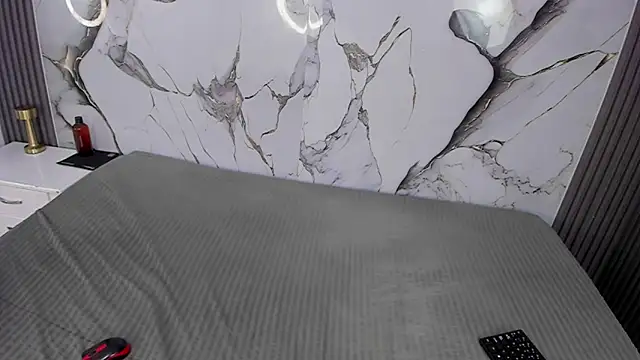 DakotaStarkx online show from December 2025 07:45:02 PM