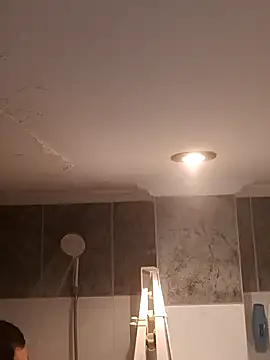 Hitman6911 online show from October 2025 01:19:01 PM