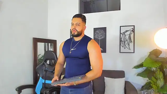 Justin kingX7 online show from February 2026 01:21:01 AM