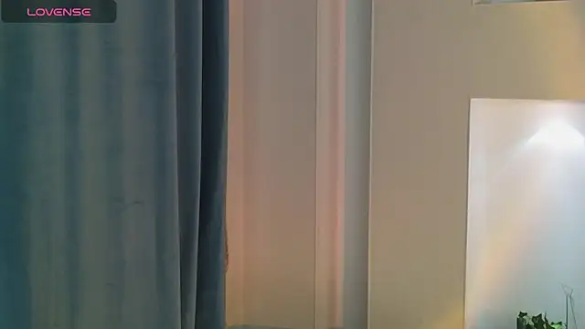 Snapshot of yourpersonalangel chatting on October 2025 08:11:02 AM yourpersonalangel online show from October 2025 08:11:02 AM