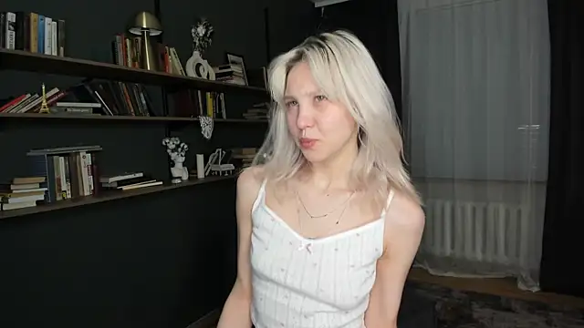 ErinBissonnette online show from April 2026 07:05:01 PM