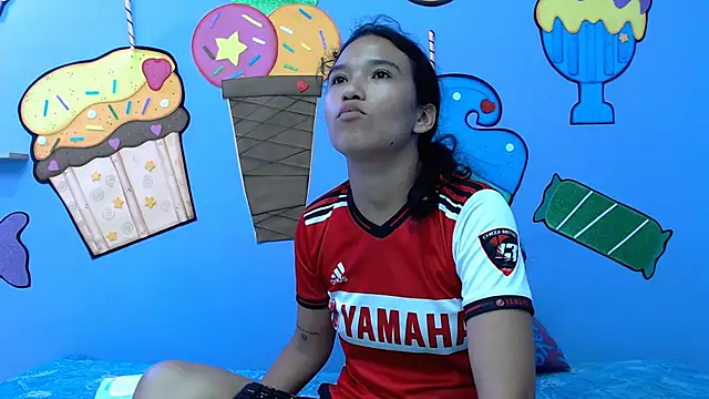 Snapshot of valeria18sexy chatting on September 2025 02:33:01 AM valeria18sexy online show from September 2025 02:33:01 AM