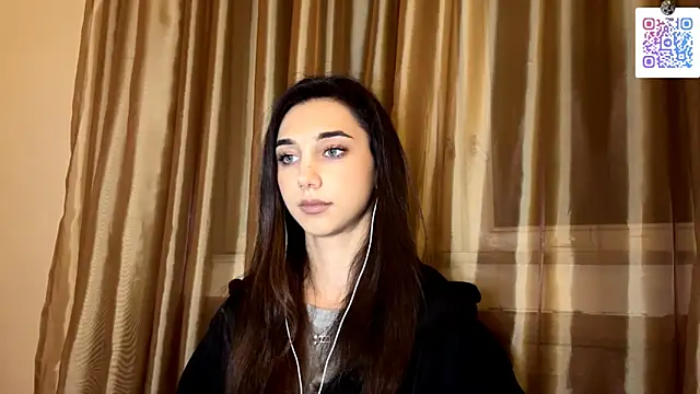 LinaMour online show from November 2025 10:08:01 PM