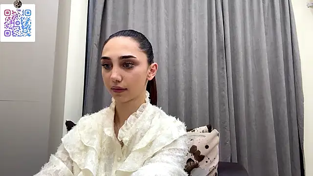 LinaMour online show from January 2026 10:23:01 PM