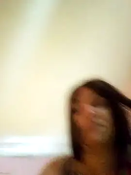 Snapshot of isabella931054 chatting on October 2025 04:18:01 PM isabella931054 online show from October 2025 04:18:01 PM