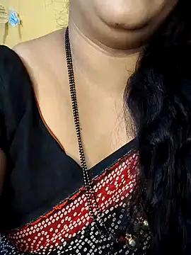 Snapshot of Angel0731 chatting on July 2026 06:01:02 PM Angel0731 online show from July 2026 06:01:02 PM
