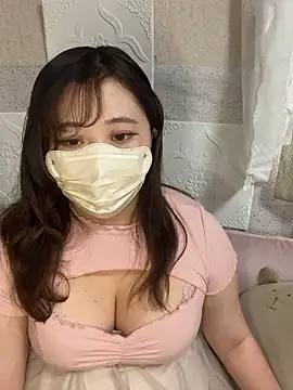 Snapshot of kotone_blossom_x chatting on October 2025 03:50:01 AM kotone blossom x online show from October 2025 03:50:01 AM