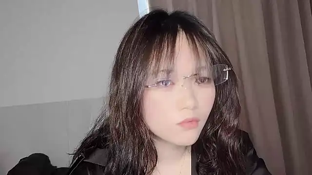 Snapshot of Xoxo-258 chatting on October 2025 12:42:02 AM Xoxo-258 online show from October 2025 12:42:02 AM