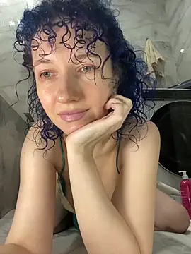 Kitty Kisss online show from November 2025 06:57:01 AM