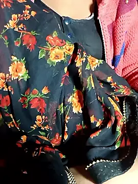 Snapshot of Sapnaji500 chatting on November 2025 12:44:02 PM Sapnaji500 online show from November 2025 12:44:02 PM