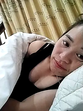 tuyetnhi-00 online show from November 2025 04:15:02 AM