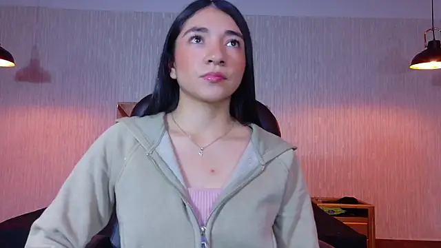 Snapshot of Aurora_jones11 chatting on November 2025 03:49:01 AM Aurora jones11 online show from November 2025 03:49:01 AM