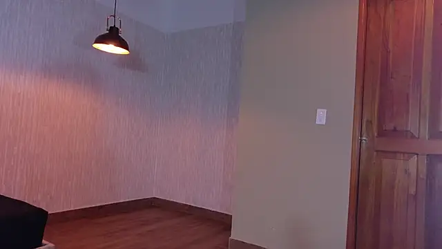 Snapshot of Aurora_jones11 chatting on November 2025 01:37:02 AM Aurora jones11 online show from November 2025 01:37:02 AM