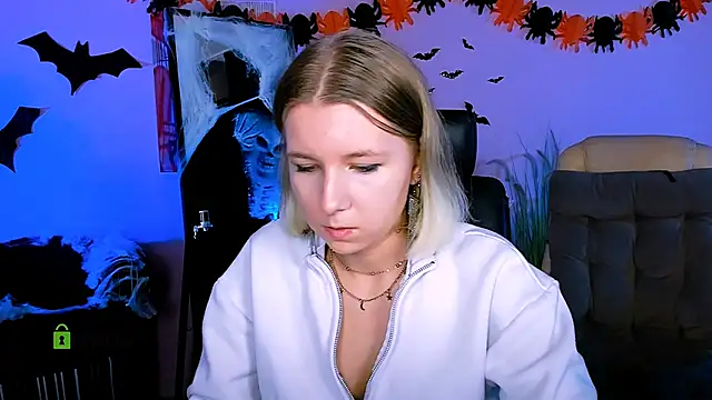 Snapshot of gloria_bubble chatting on October 2025 11:43:02 AM gloria bubble online show from October 2025 11:43:02 AM