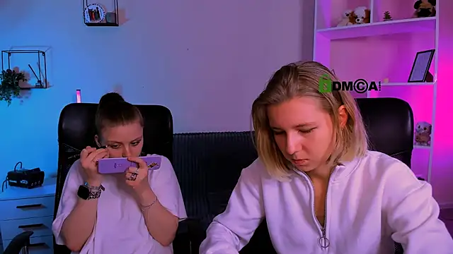 Snapshot of gloria_bubble chatting on November 2025 11:19:01 AM gloria bubble online show from November 2025 11:19:01 AM