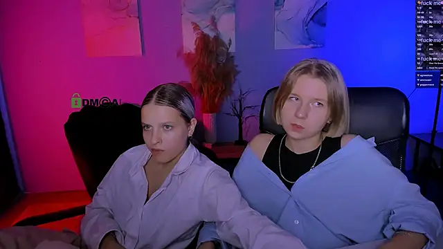 Snapshot of gloria_bubble chatting on December 2025 01:44:02 AM gloria bubble online show from December 2025 01:44:02 AM