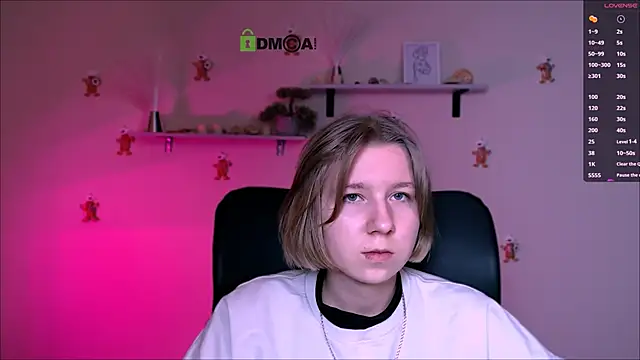 Snapshot of gloria_bubble chatting on January 2026 08:32:02 PM gloria bubble online show from January 2026 08:32:02 PM