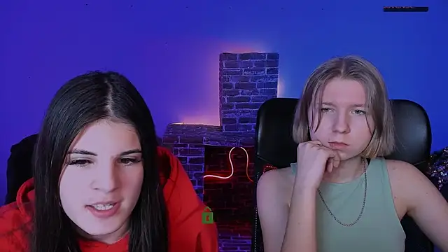 Snapshot of gloria_bubble chatting on January 2026 08:58:01 PM gloria bubble online show from January 2026 08:58:01 PM