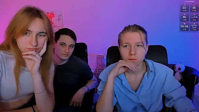 Snapshot of gloria_bubble chatting on January 2026 08:01:02 PM gloria bubble online show from January 2026 08:01:02 PM