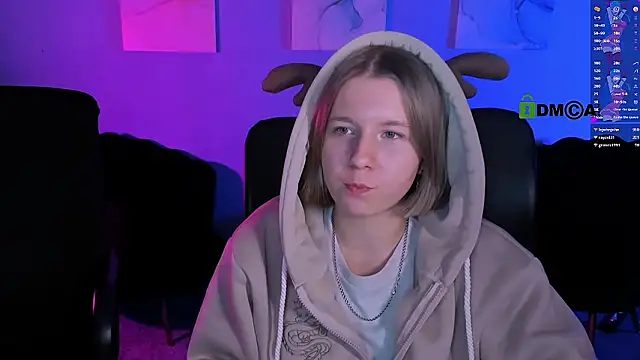 Snapshot of gloria_bubble chatting on February 2026 01:01:02 AM gloria bubble online show from February 2026 01:01:02 AM