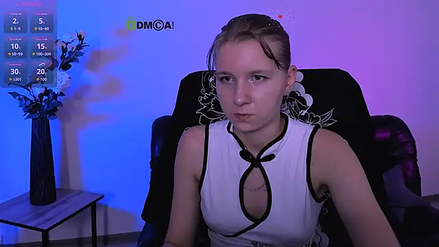 Snapshot of gloria_bubble chatting on June 2026 07:01:02 PM gloria bubble online show from June 2026 07:01:02 PM