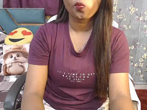 hot riaa25 online show from November 2025 05:51:02 PM