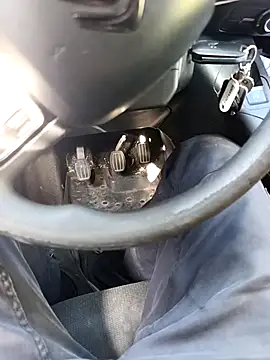 kirikou0644 online show from October 2025 12:00:02 PM