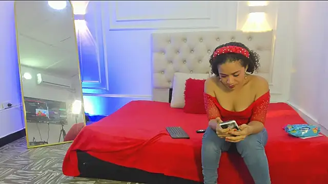 charlotte dante212 online show from June 2026 02:56:01 AM