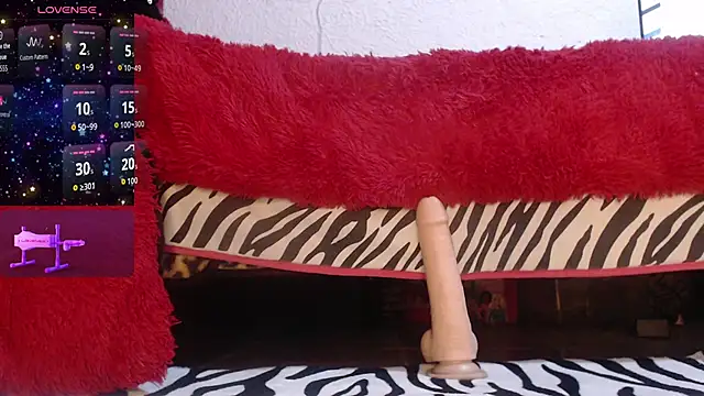 leyla james  online show from October 2025 01:38:01 AM