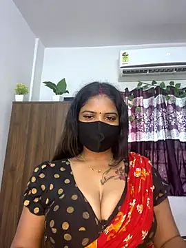 Snapshot of V-Hot-Sweti chatting on October 2025 08:45:02 AM V-Hot-Sweti online show from October 2025 08:45:02 AM
