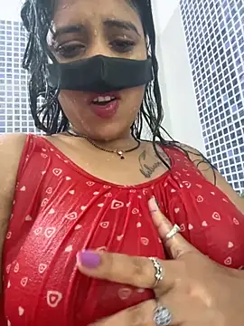 Snapshot of V-Hot-Sweti chatting on October 2025 10:59:02 AM V-Hot-Sweti online show from October 2025 10:59:02 AM