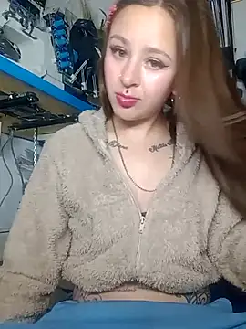 Tatii-Bunny online show from September 2025 03:28:01 AM