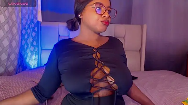 Mimi Gil online show from March 2026 11:49:01 AM