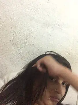 Snapshot of Marianasapequinha chatting on September 2025 08:42:01 PM Marianasapequinha online show from September 2025 08:42:01 PM