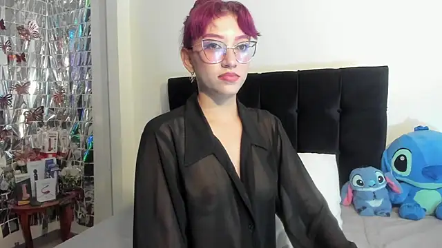 Snapshot of sophia_arevalo chatting on May 2026 01:44:01 AM sophia arevalo online show from May 2026 01:44:01 AM