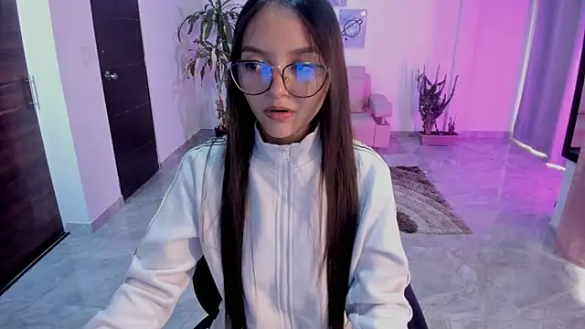 bella fox 1 online show from February 2026 02:59:02 PM