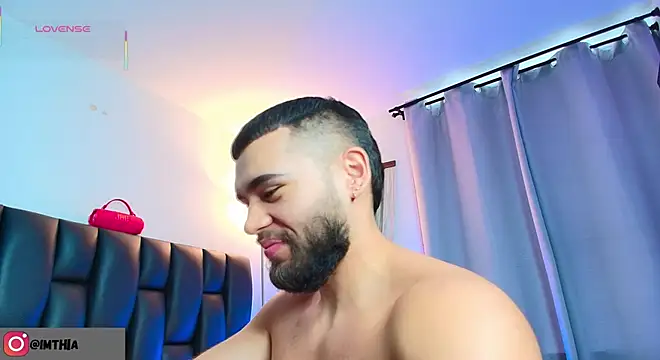 ThiagoHunk online show from June 2026 10:05:02 PM