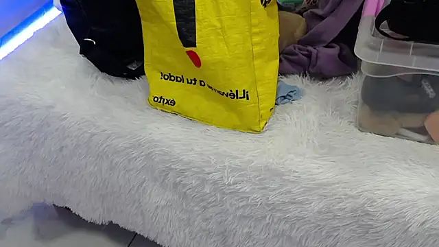 ArianaSantana online show from October 2025 12:51:01 PM