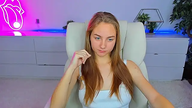 MilaAddams online show from October 2025 05:46:01 AM