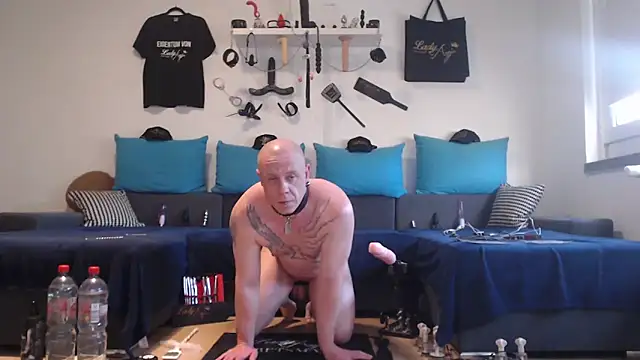 Sklave-Sille online show from April 2026 05:04:02 PM