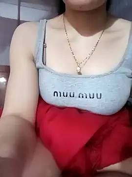 LucyyLy online show from December 2025 02:02:02 PM