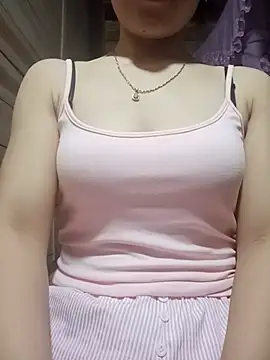 Snapshot of LucyyLy chatting on June 2026 11:04:02 PM LucyyLy online show from June 2026 11:04:02 PM