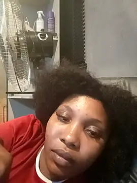 Snapshot of freakynyashXxXx chatting on October 2025 05:00:01 PM freakynyashXxXx online show from October 2025 05:00:01 PM