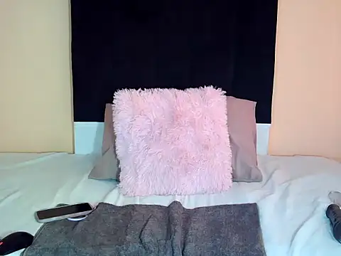 Snapshot of freakynyashXxXx chatting on March 2026 04:40:01 AM freakynyashXxXx online show from March 2026 04:40:01 AM