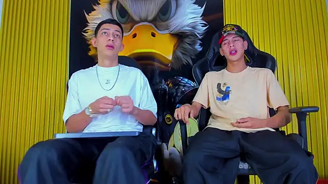 Dante Brown1  online show from November 2025 08:31:01 PM