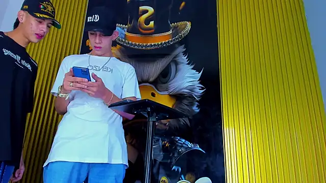 Dante Brown1  online show from November 2025 09:11:01 PM