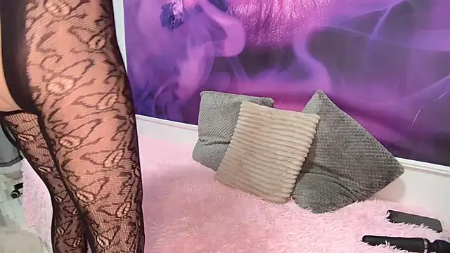 MysticCleo online show from November 2025 04:38:02 PM